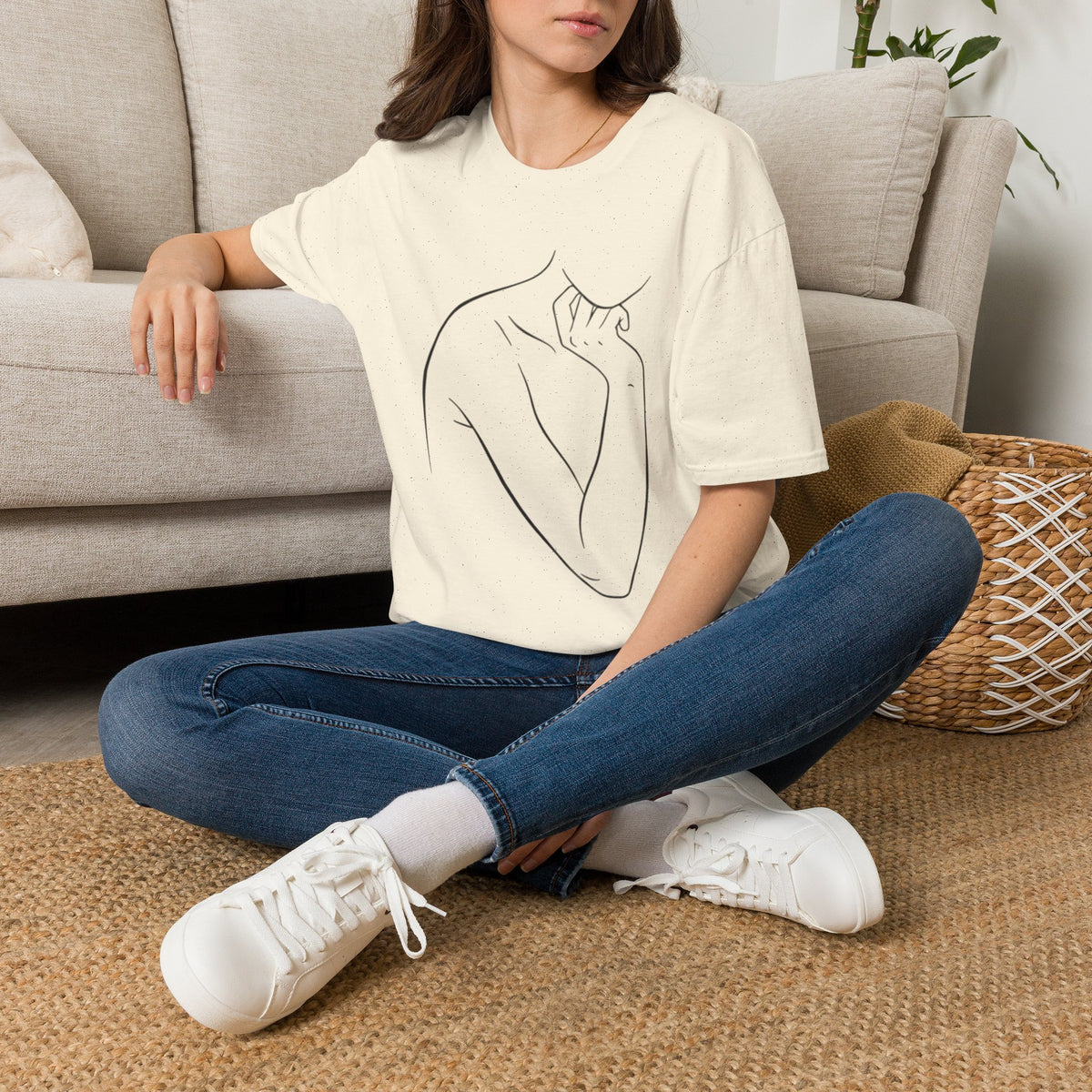 Minimal Line Art Female Silhouette T-Shirt