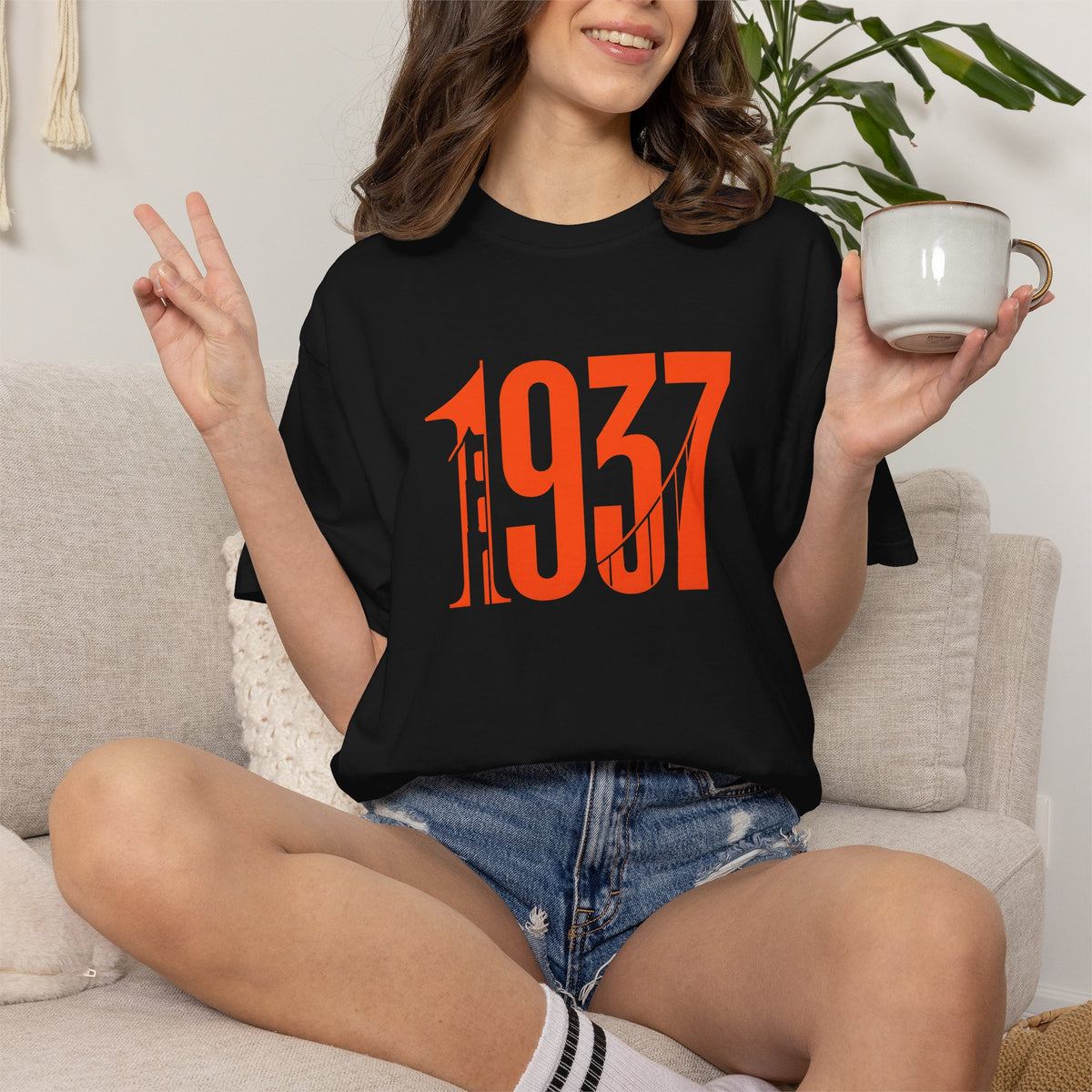 1937 Golden Gate Bridge Landmark Hommage Tee